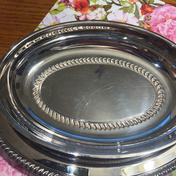 Wm. A. Rogers Silver Plate Covered Dish - Picture 8 of 10